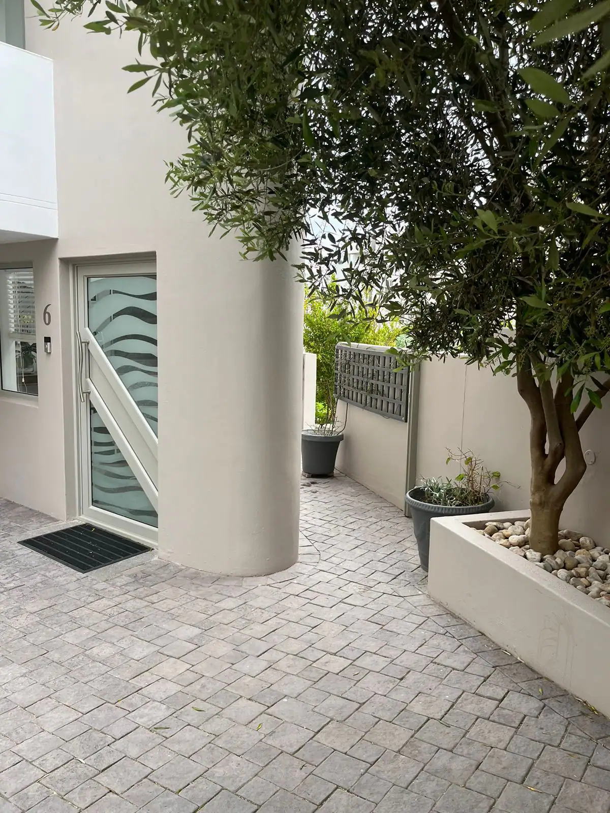 To Let 4 Bedroom Property for Rent in Langebaan Western Cape